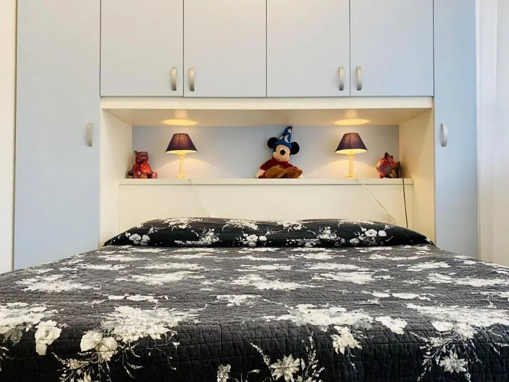 شقة فندقية بيتراسانتا Residence Apuamare