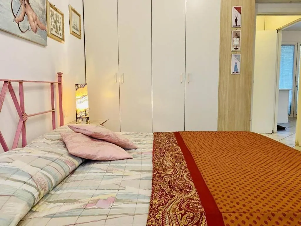 شقة فندقية بيتراسانتا Residence Apuamare